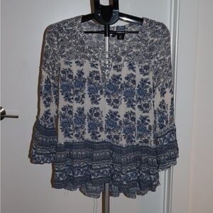 Floral Blue and White Women's Top